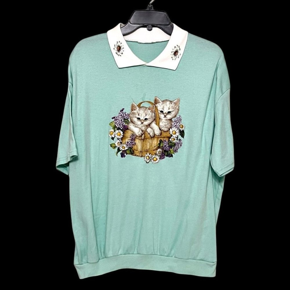 Vintage 1990s Kittens Flowers Collar Light Mint Green Pullover Shirt One Size